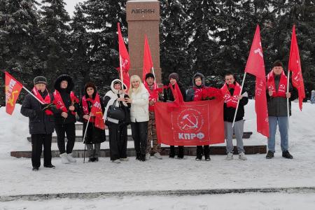 Коммунисты Самарской области почтили память Владимира Ильича Ленина
