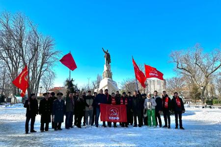 В День памяти В.И. Ленина коммунисты и сторонники партии организовали возложение цветов в городах и районах Кубани