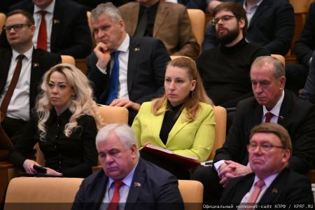 «От достижений в спорте – к победе на выборах!». Состоялось заседание фракции КПРФ в Госдуме 13 января