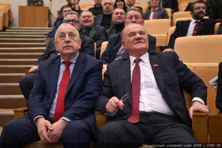 «От достижений в спорте – к победе на выборах!». Состоялось заседание фракции КПРФ в Госдуме 13 января