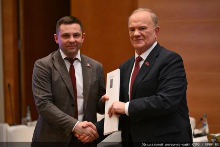 «От достижений в спорте – к победе на выборах!». Состоялось заседание фракции КПРФ в Госдуме 13 января