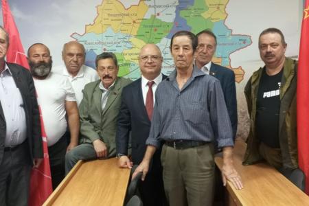 Белгородская область. Корочанские коммунисты подарили детям веру в чудо и доброту