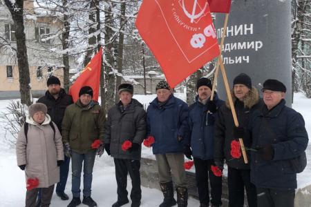 Коммунисты Архангельской области: Ленин как никогда популярен