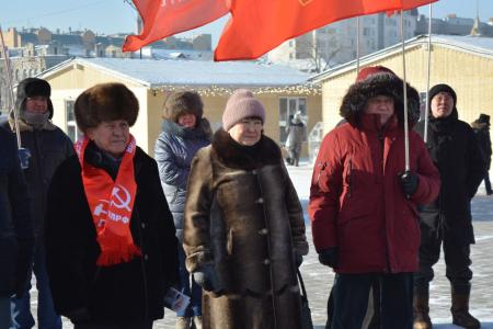Коммунисты Забайкалья почтили память Владимира Ленина
