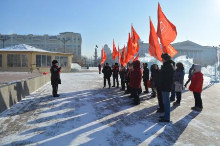 Коммунисты Забайкалья почтили память Владимира Ленина