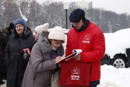 Сохранить зелёные лёгкие района Лианозово! Состоялась встреча депутата Мосгордумы от КПРФ Н.Г. Зубрилина с жителями района Лианозово