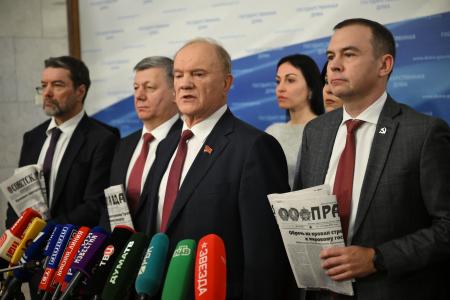 Г.А. Зюганов: В ходе сессии Госдумы нам надо четко оценить происходящее в России и в мире