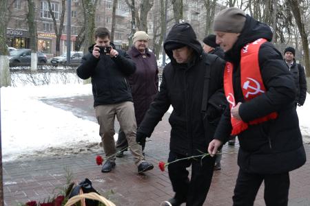 Воронежские коммунисты отметили 100-летие выдающегося земляка, видного партийного руководителя и общественного деятеля В.И. Воротникова