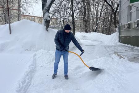 Завершилась череда зимних субботников в Московском Обкоме партии