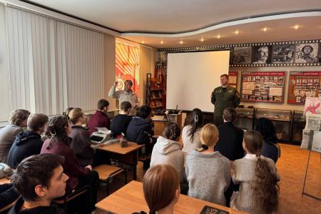 Подмосковные коммунисты: В наших делах - правда и забота о человеке труда!