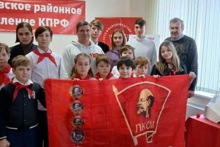 Подмосковные коммунисты: Мы всегда рядом с народом!