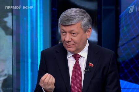 Дмитрий Новиков на Первом канале о европейской логике войны, мантрах Зеленского и бедствиях украинцев