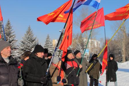 Челябинская область. Коммунисты провели автопробег в честь 108-й годовщины со дня рождения Рабоче-крестьянской Красной армии