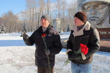 Челябинская область. Коммунисты провели автопробег в честь 108-й годовщины со дня рождения Рабоче-крестьянской Красной армии