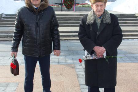 Коммунисты Брянщины отметили 108-ю годовщину создания Красной Армии и Военно-Морского флота