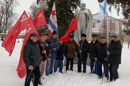 Коммунисты Брянщины отметили 108-ю годовщину создания Красной Армии и Военно-Морского флота