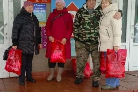 Жители брянского приграничья вновь получили гуманитарную помощь от КПРФ