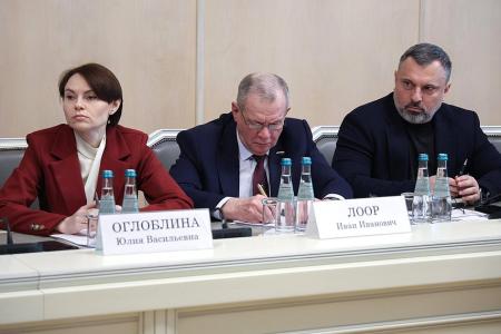 В.И. Кашин провел расширенное заседание Комитета по аграрным вопросам с участием Министра сельского хозяйства Российской Федерации О.Н.Лут