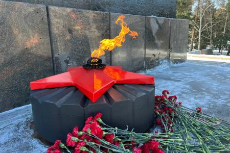 В Томской области коммунисты отметили 23 февраля