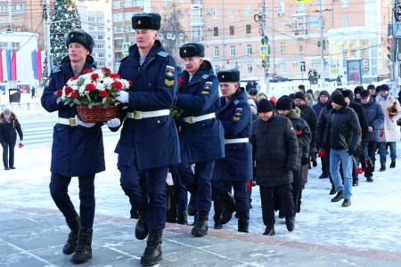 Рязанские коммунисты почтили память участников Сталинградской битвы