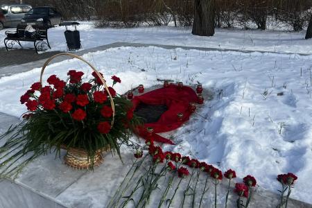 Ставропольский край. Коммунисты возложили цветы на мемориальном комплексе «Холодный родник»
