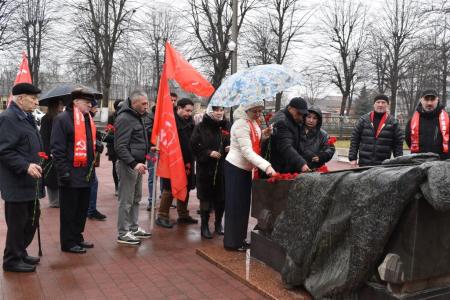 В Северной Осетии отметили 108-ю годовщину создания Красной Армии и Военно-Морского Флота