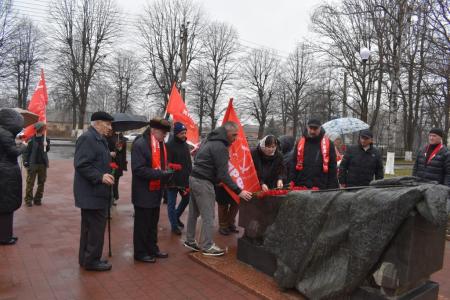 В Северной Осетии отметили 108-ю годовщину создания Красной Армии и Военно-Морского Флота