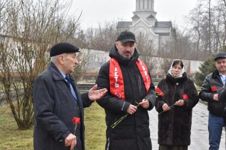 В Северной Осетии отметили 108-ю годовщину создания Красной Армии и Военно-Морского Флота