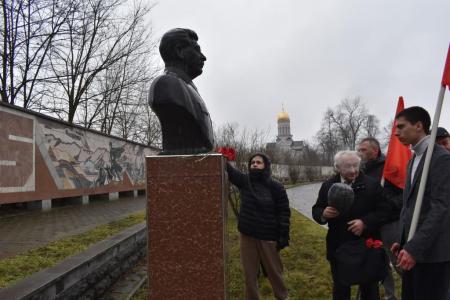 В Северной Осетии отметили 108-ю годовщину создания Красной Армии и Военно-Морского Флота