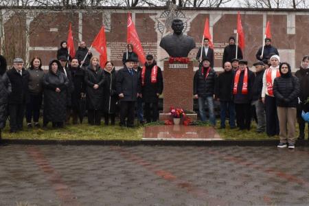 В Северной Осетии отметили 108-ю годовщину создания Красной Армии и Военно-Морского Флота