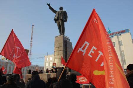 Коммунисты Якутии по суду защитили имя площади Ленина