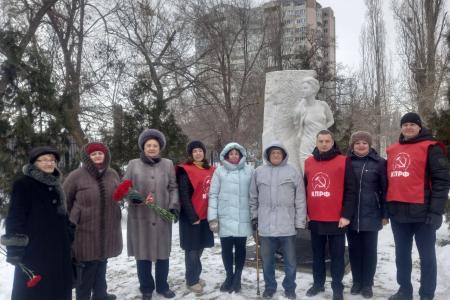 Волгоград. Память – это щит верности и силы