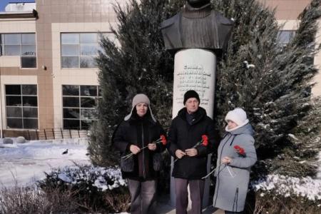 Волгоград. Память – это щит верности и силы