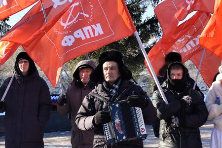 В Тюмени прошёл митинг КПРФ в честь 108-й годовщины Красной Армии