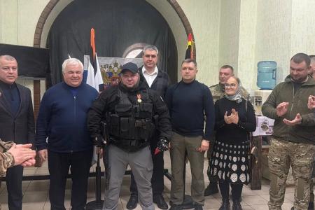 Казбек Тайсаев с насыщенной программой прибыл в Луганск поздравить бойцов с 23 февраля
