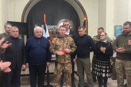 Казбек Тайсаев с насыщенной программой прибыл в Луганск поздравить бойцов с 23 февраля