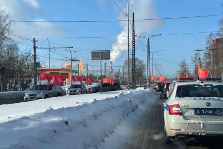 Карелия. В республиканской столице коммунисты провели торжественные мероприятия в честь Дня Советской армии и Военно-морского флота