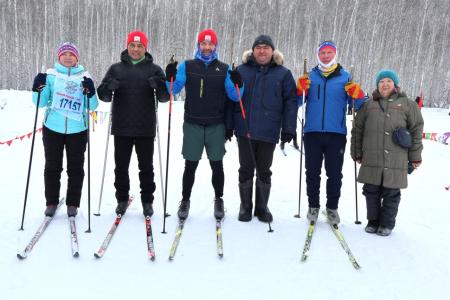 Александр Ющенко и Юнир Кутлугужин открыли соревнования «Лыжня России» и новую хоккейную площадку в Республике Башкортостан