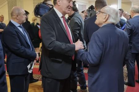 Депутат Госдумы Николай Васильев посетил открытие выставки, посвященной В.И. Воротникову