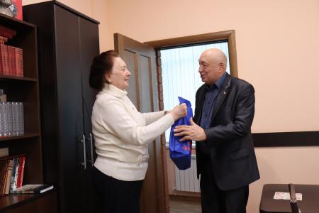 Руководитель фракции КПРФ Волгоградской областной Думы Тамара Головачева встретилась с председателями Совета ветеранов Центрального и Ворошиловского районов Волгограда