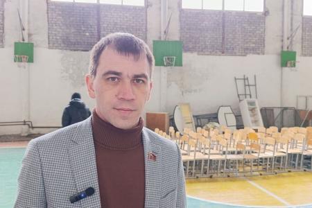 Москва доставила школам Херсонской области мебель и книги