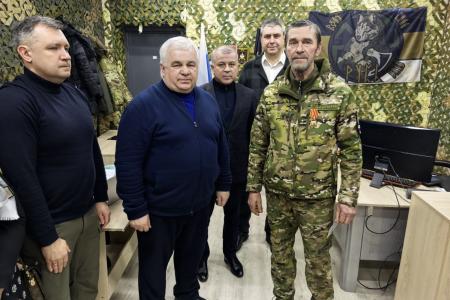Делегация КПРФ во главе с Казбеком Тайсаевым посетили Луганск
