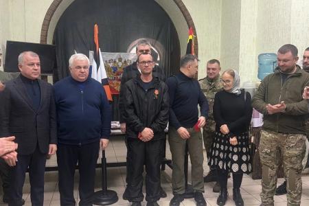 Делегация КПРФ во главе с Казбеком Тайсаевым посетили Луганск