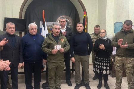 Делегация КПРФ во главе с Казбеком Тайсаевым посетили Луганск