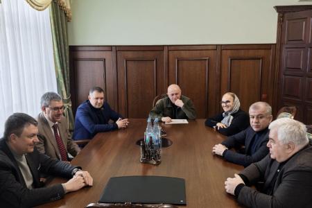 Второй день рабочей поездки делегации КПРФ под руководством Казбека Тайсаева в Луганск