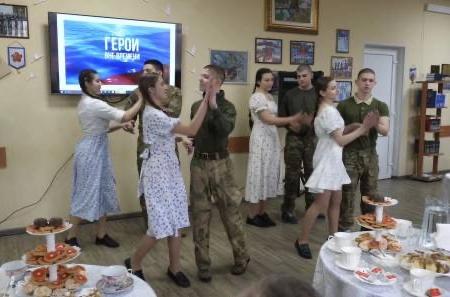 Делегация КПРФ во главе с Казбеком Тайсаевым прибыла в Донецк