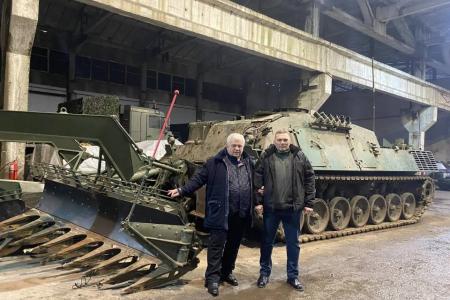 Делегация КПРФ во главе с Казбеком Тайсаевым прибыла в Донецк