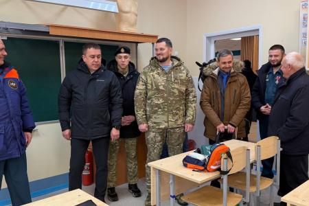 Вологодская область. Сенатор А.М. Гибатдинов провёл в кадетской школе встречу цикла «Сто вопросов взрослому», приуроченную ко Дню защитника Отечества