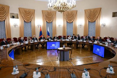 Н.И. Осадчий в Госдуме поднял вопрос о перспективах наступающего курортного сезона на побережье Анапы