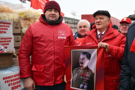 150-й гуманитарный, праздничный конвой от КПРФ ушел из Подмосковья